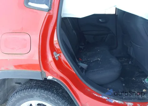 2018 Jeep Compass Sport 4X4 z USA, uszkodzony, nr VIN 3C4NJDAB6JT398216